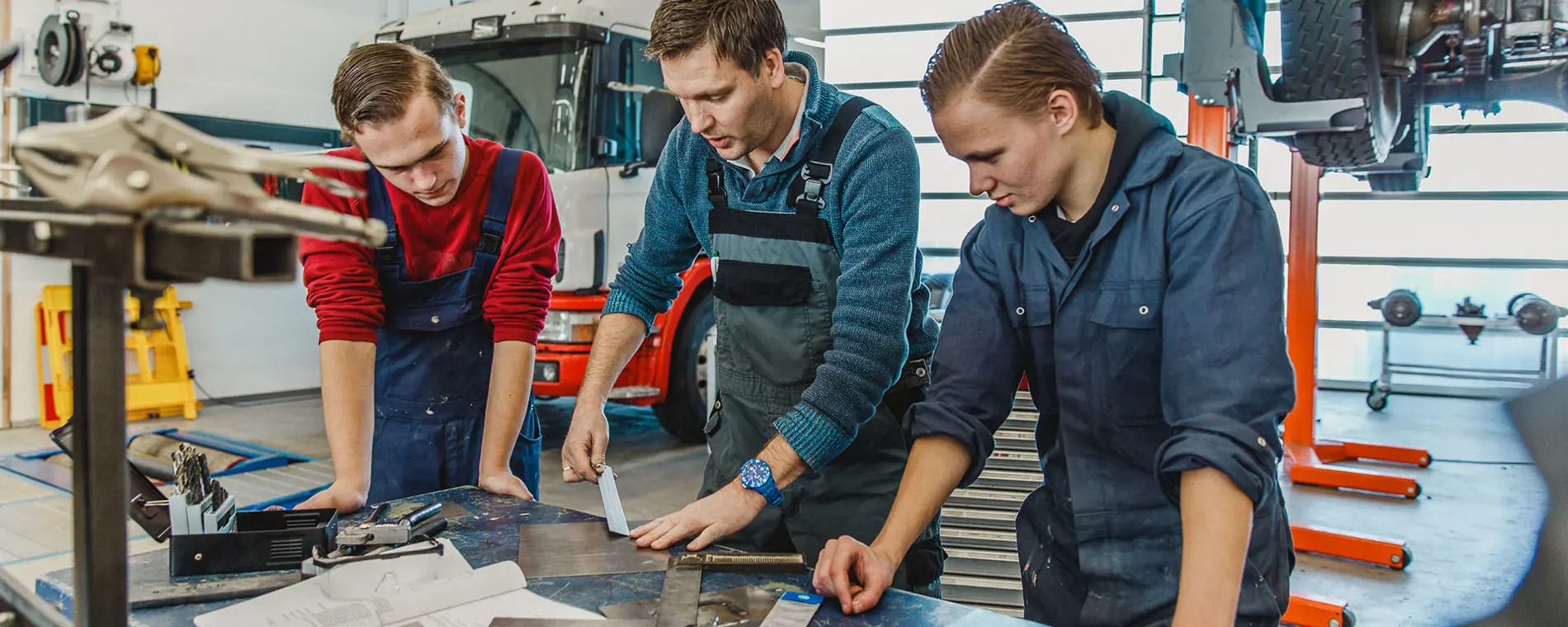 Autoschadehersteller Niv2 1 Voertuigentechniek Automotivelogistiek (1